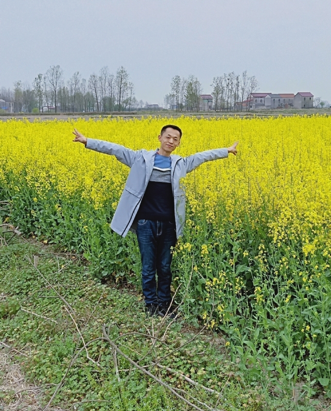 一个真诚的男士的第一张照片--乌鲁木齐闪婚服务中心