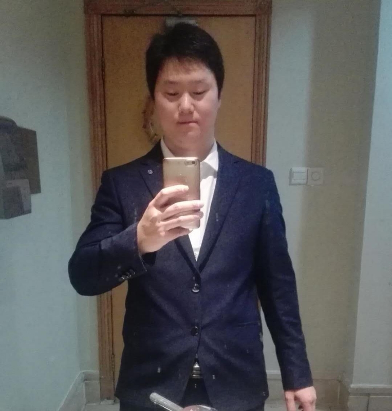 缥缈的第一张照片--乌鲁木齐闪婚服务中心