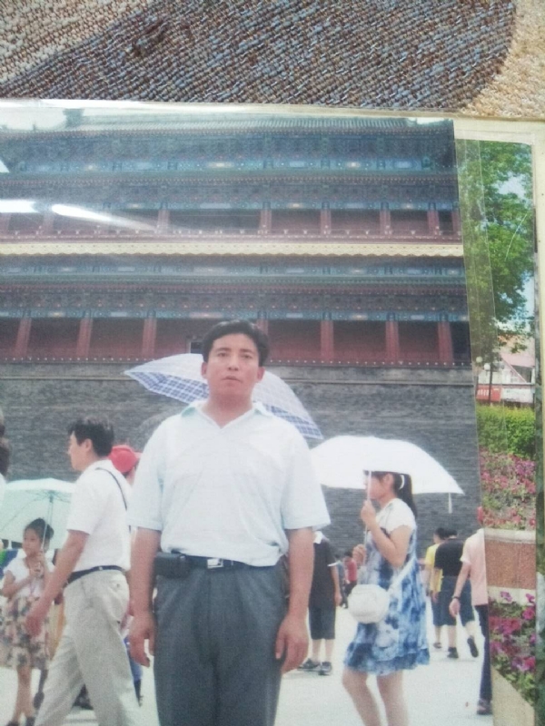 李晓磊的第一张照片--乌鲁木齐闪婚服务中心