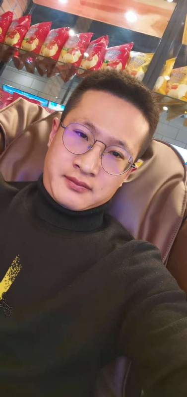 期待的第一张照片--乌鲁木齐闪婚服务中心