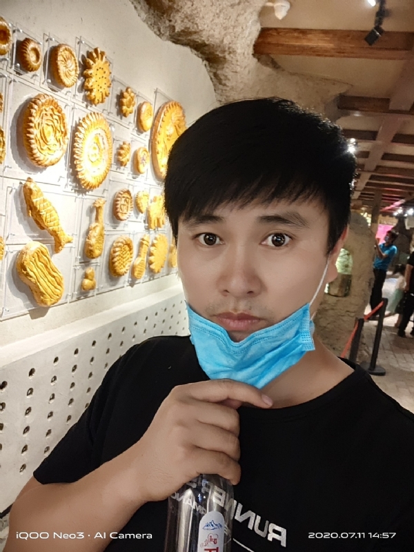 ldp守望薰衣草的第一张照片--乌鲁木齐闪婚服务中心