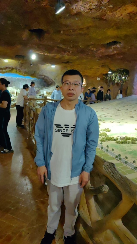 时光的第一张照片--乌鲁木齐闪婚服务中心