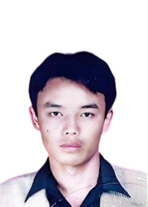 洒脱的第一张照片--乌鲁木齐闪婚服务中心