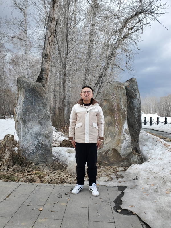 痴心绝对的第二张照片--乌鲁木齐闪婚服务中心