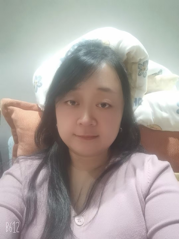 开心最重要的第一张照片--乌鲁木齐闪婚服务中心